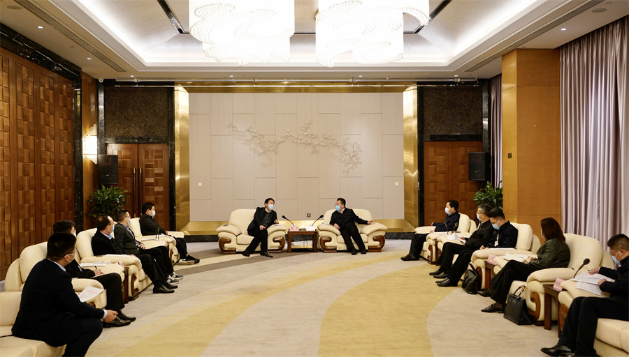 省游艇会206yth集团党委书记、董事长任丁率队赴南充调研