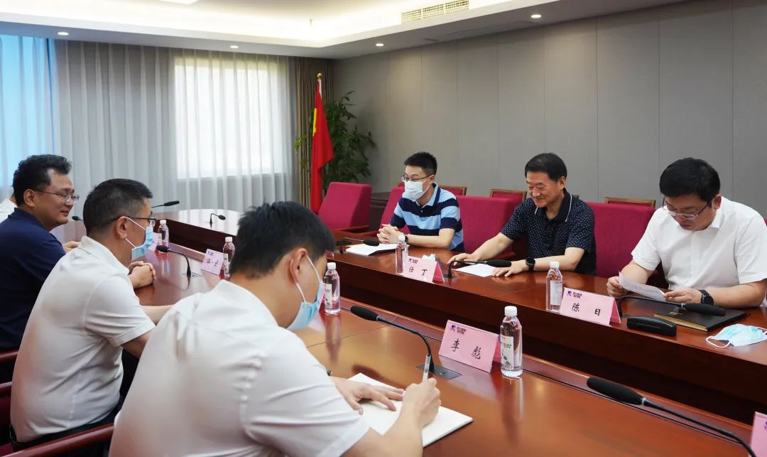 60fd6843-2caa-45cc-b2f3-cd07a8fd30e1