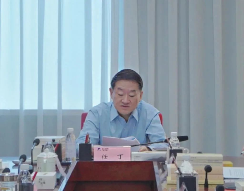 661d5227-96c8-4dd8-a690-4c3aad22e3bd