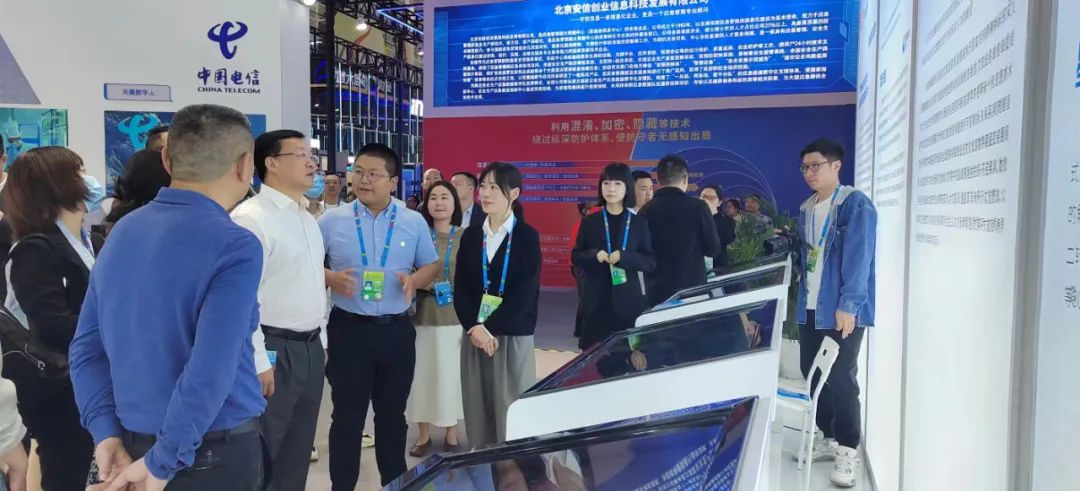 70a97c0c-0e18-44c1-858c-40a8ca34243a