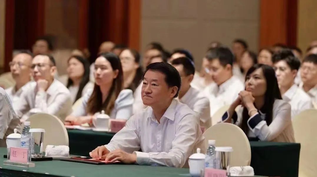 21941dd4-e712-4759-8006-a4fbc8b785b7