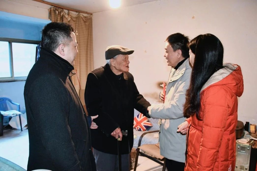 604dc3fa-1131-4a12-91fa-2f9608746449