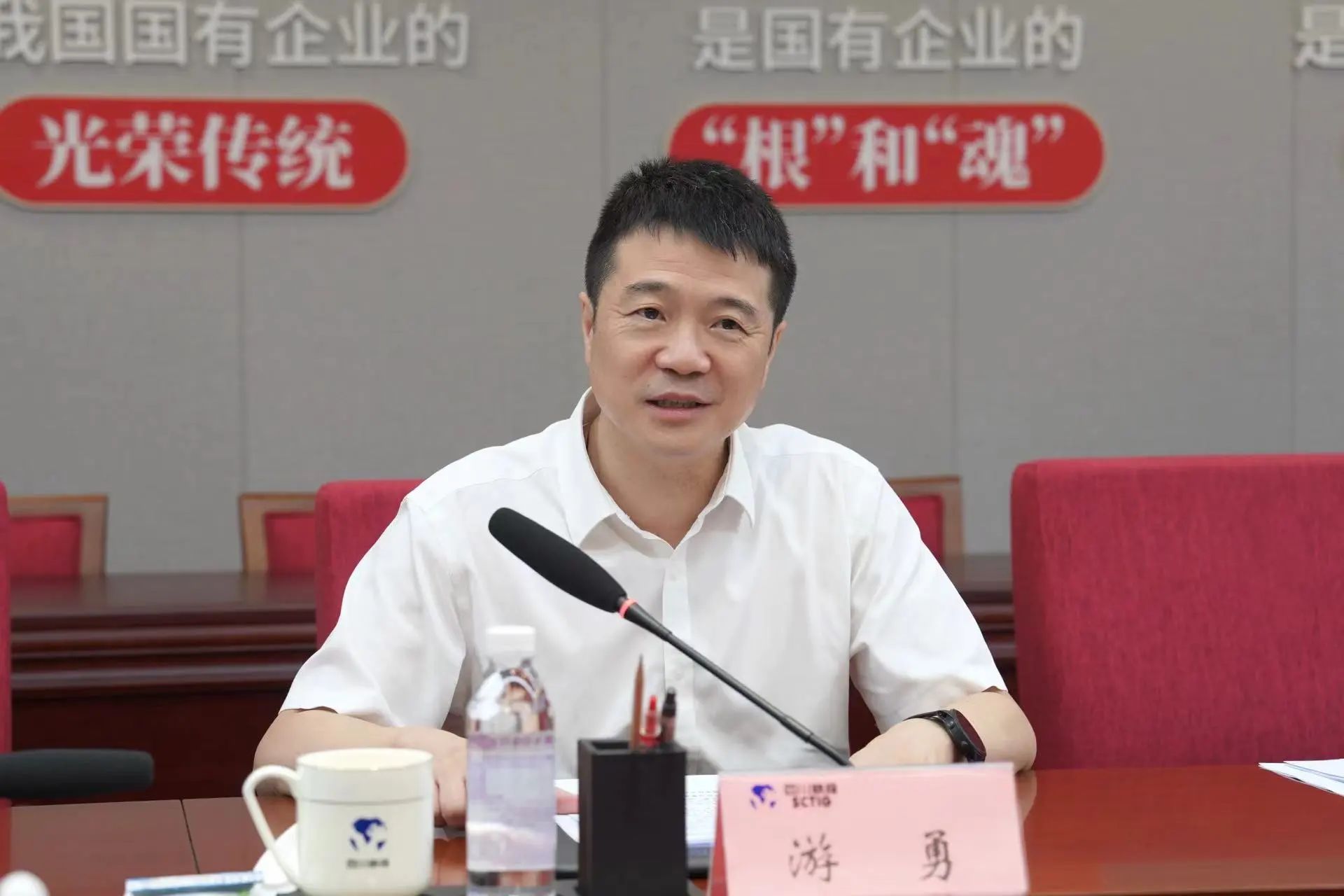 fef49237-ddd7-4ea8-9530-6e4b80027c53